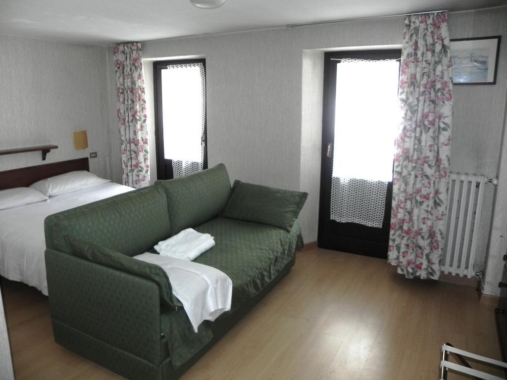 Hotel Nuovo Pecetto Макуньяга Номер фото